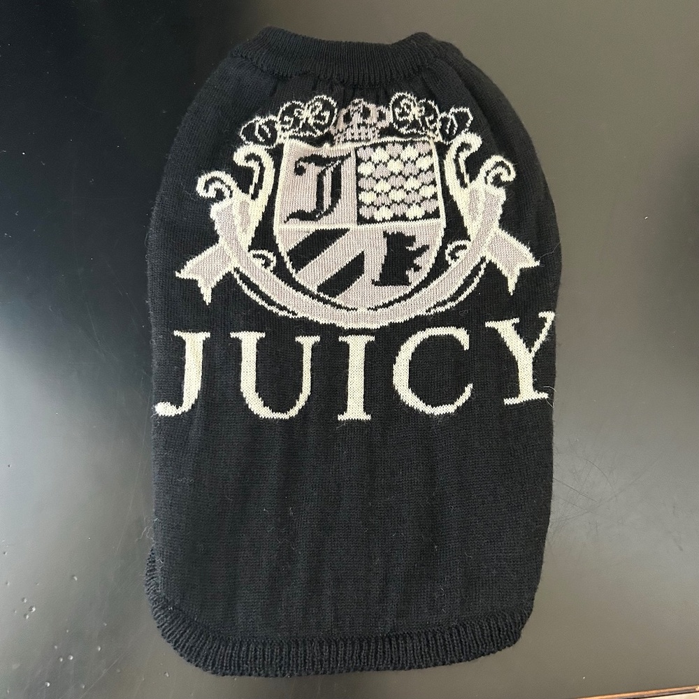 Juicy Couture Classic Dog Sweater. NWOT